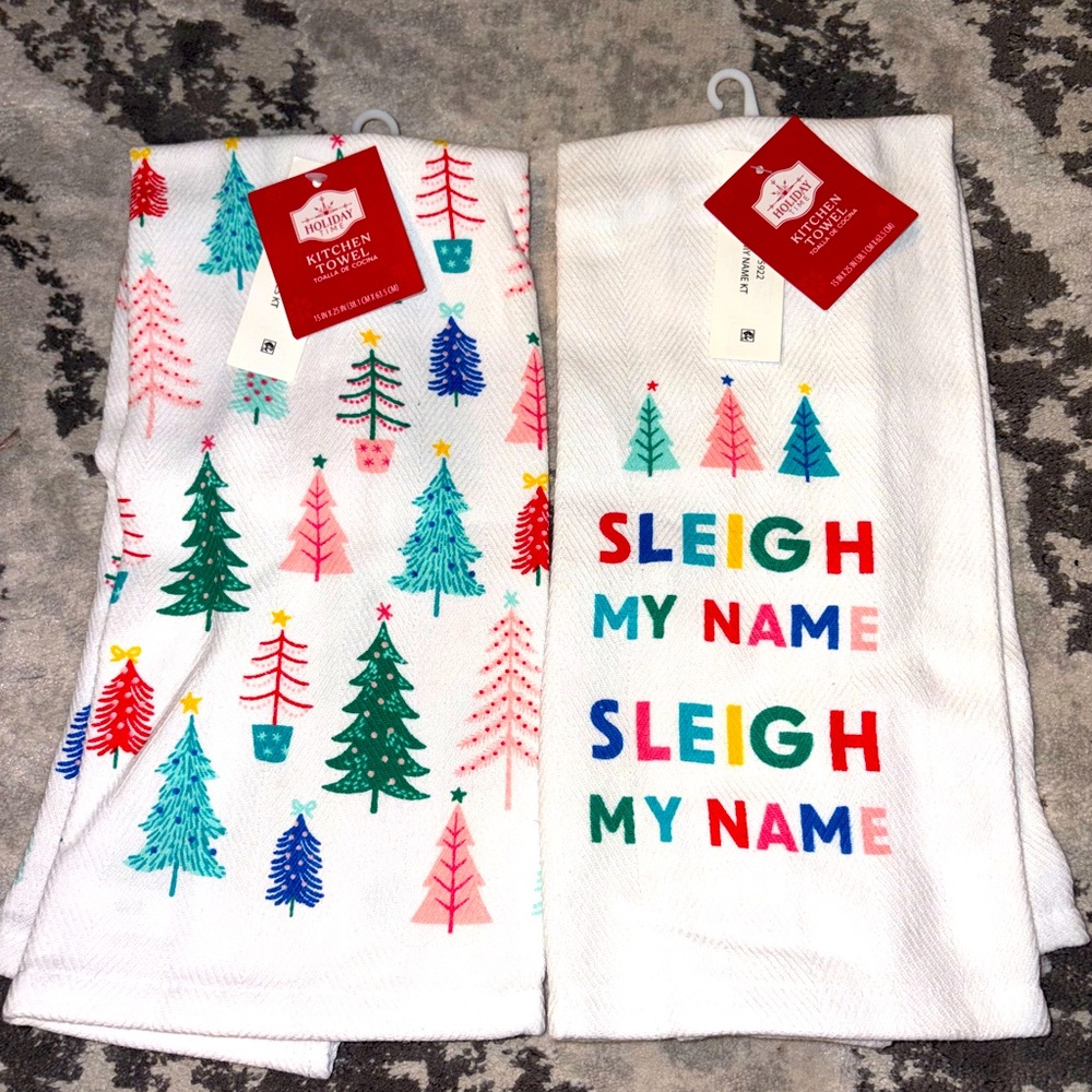 Sleigh My Name
Hand Christmas Towels